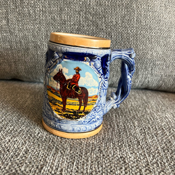 Elbro Stein Ceramic Mug Royal Canadian Police Mounted Police Hand Decorated - Picture 1 of 5